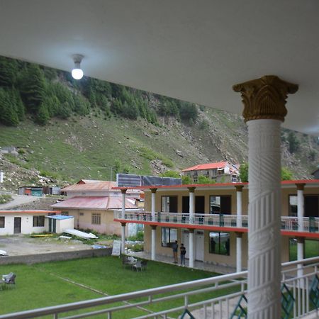 Hotel Pine Hills, Наран Екстер'єр фото
