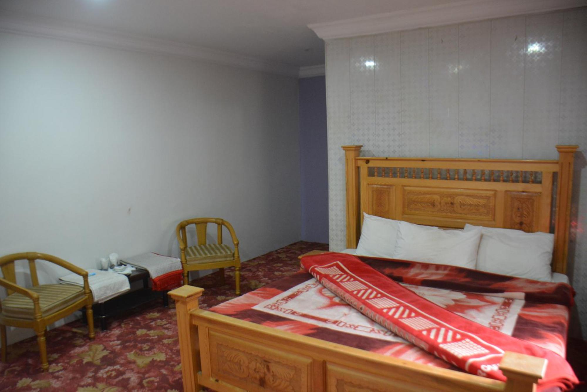 Hotel Pine Hills, Наран Екстер'єр фото